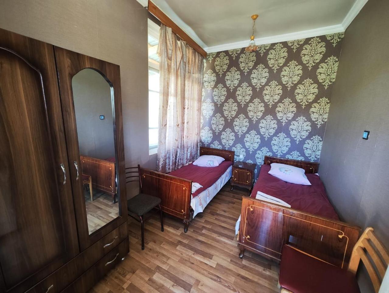 Hotel Chveni Ezo Ambrolauri Exterior foto